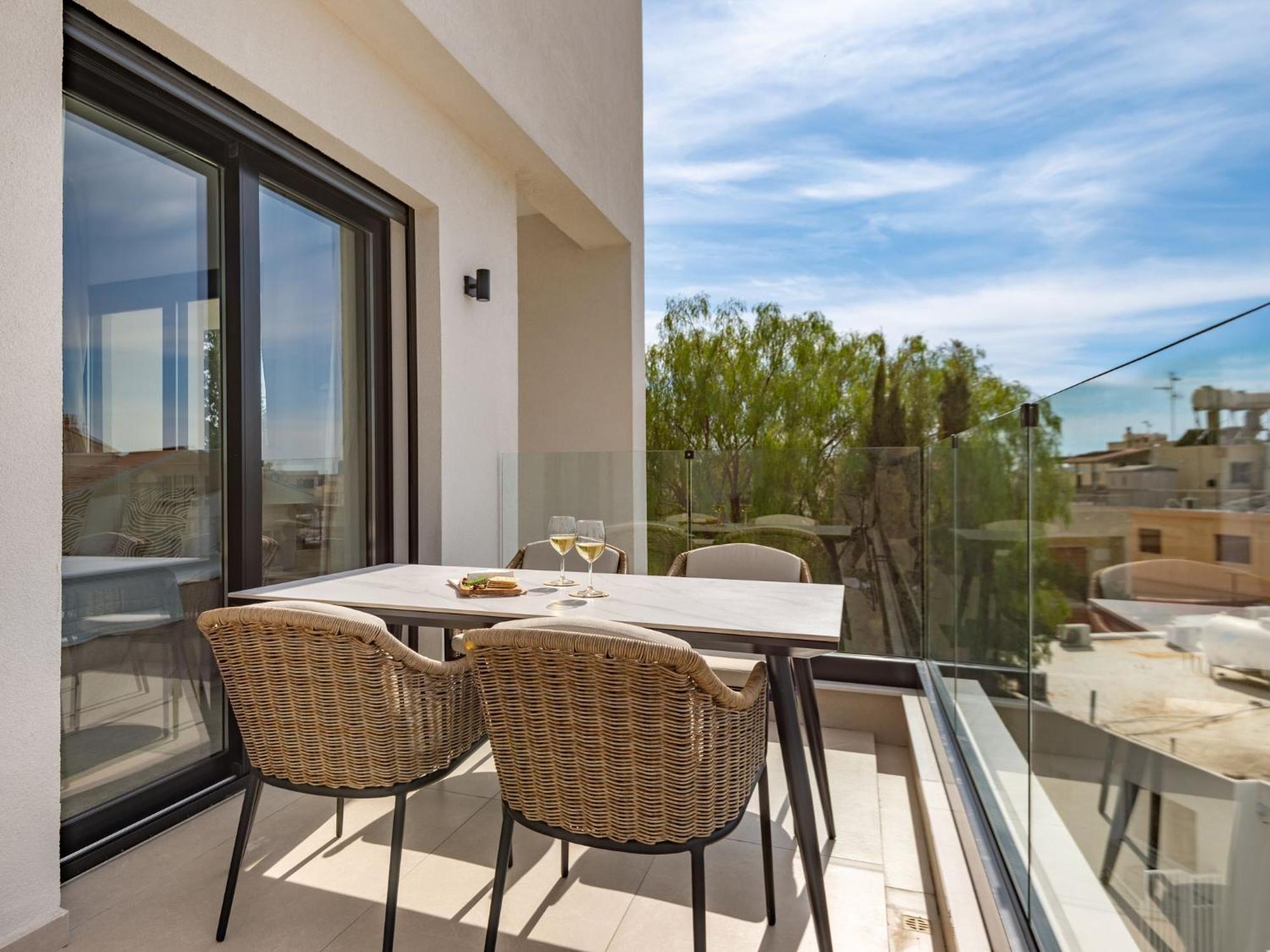 Sanders Breeze Limassol