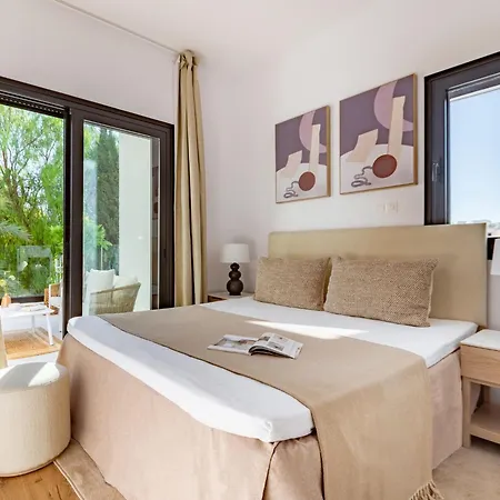 Sanders Breeze Limassol Exterior photo